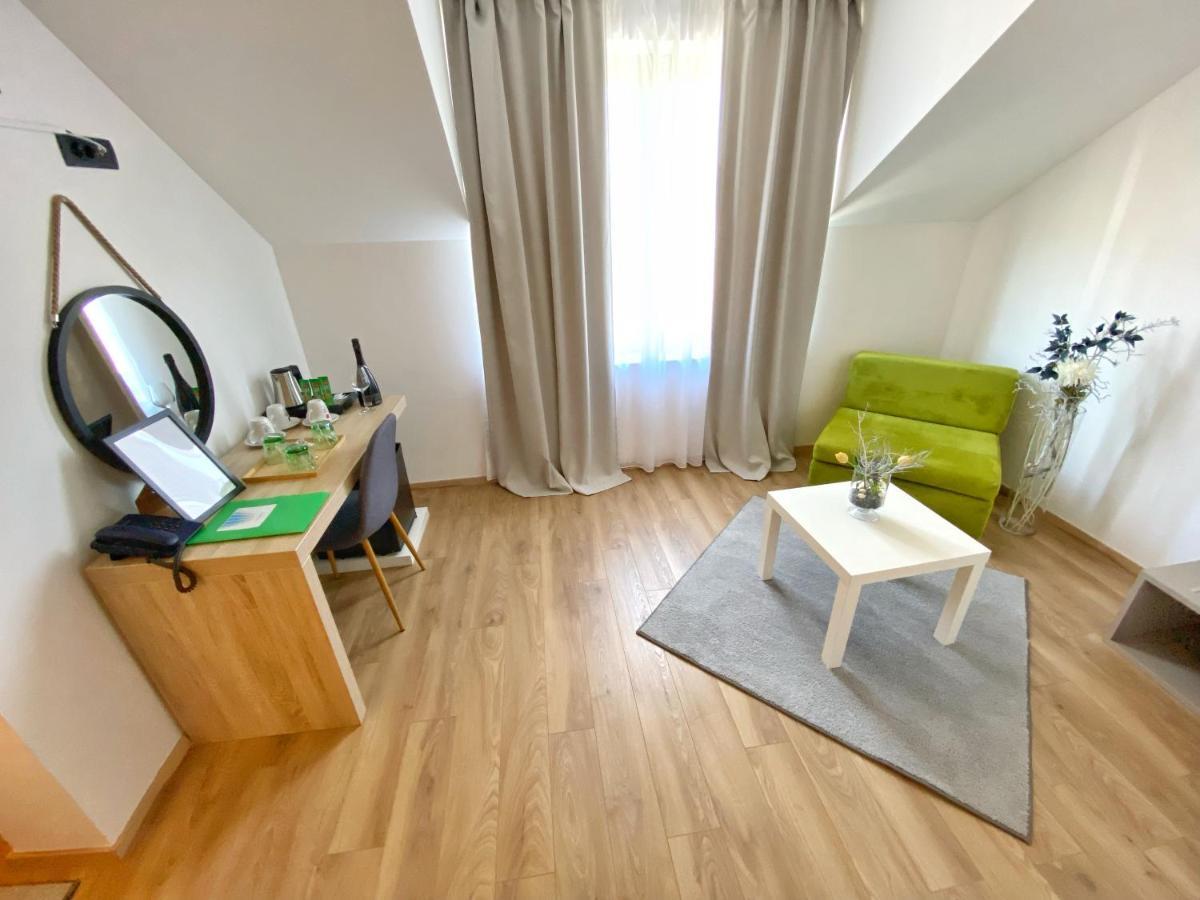 16 Lakes Hotel Grabovac  Luaran gambar
